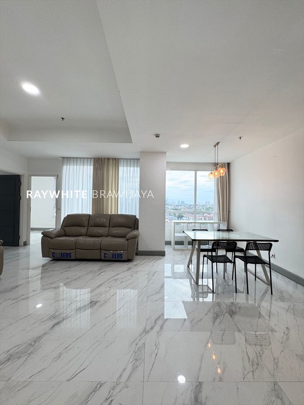 Apartment Essence Eminence Tower 2