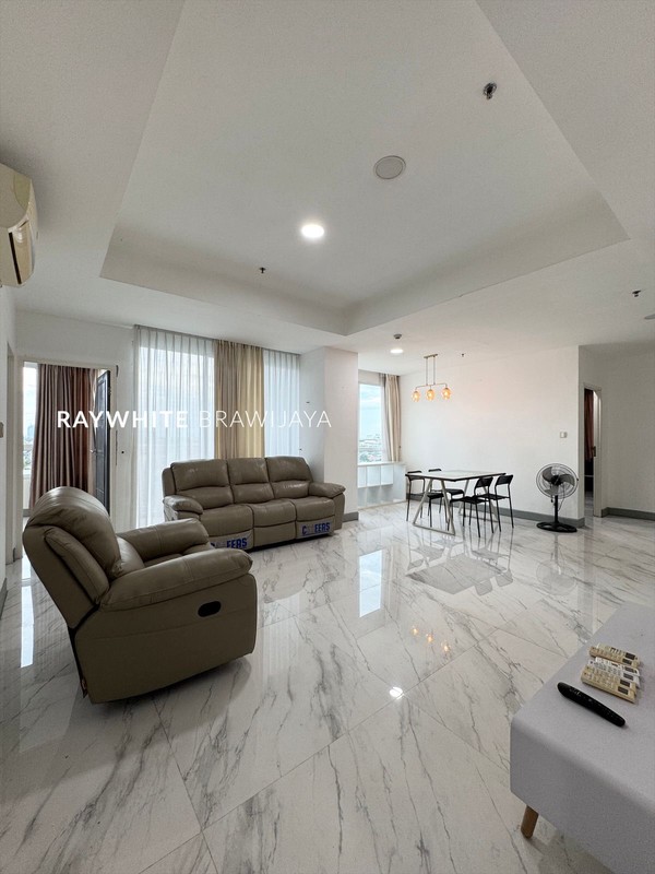 Apartment Essence Eminence Tower 2