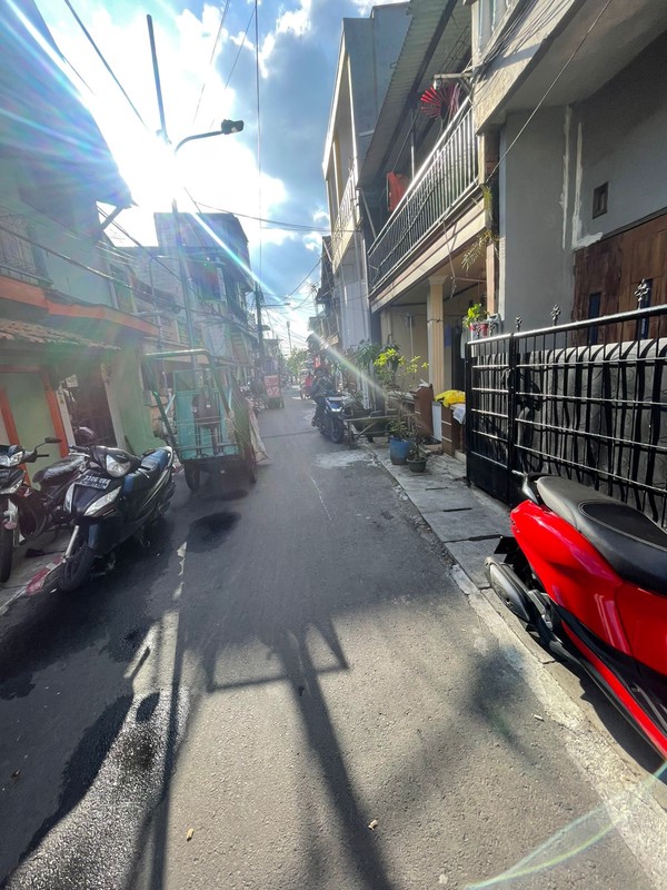 Rumah Cibanteng III Rawa Badak