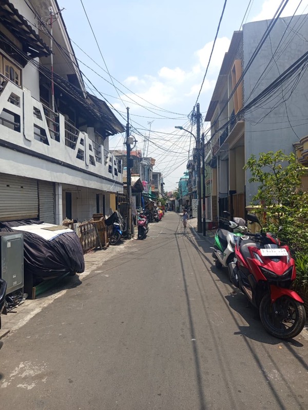 Rumah Cibanteng III Rawa Badak