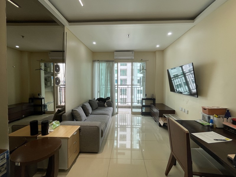 Dijual Apartemen Thamrin Residence Tower Daisy Lantai 28 Luas 58 M2, Pool View