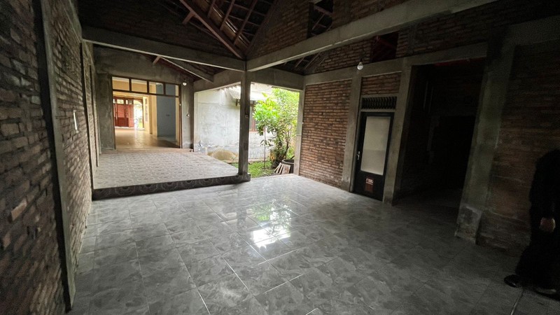 Rumah 2 Lantai Lt 514 Meter Persegi Lokasi Strategis Dekat Pasar Godean & Kampus