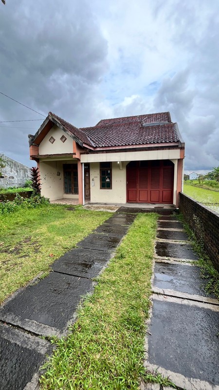 Rumah 2 Lantai Lt 514 Meter Persegi Lokasi Strategis Dekat Pasar Godean & Kampus