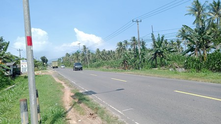 Tanah kosong dijalan Soekarno-Hatta Trans Sumatera Kalianda Lamsel