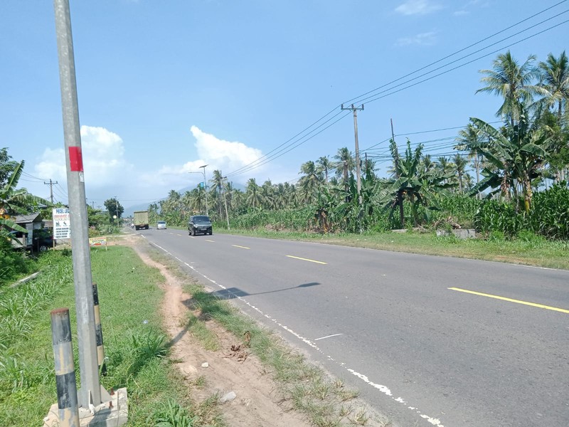 Tanah kosong dijalan Soekarno-Hatta Trans Sumatera Kalianda Lamsel