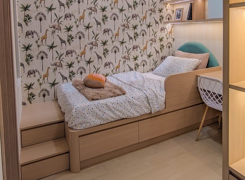 Rumah 3 Lantai The Astelia Bintaro Blok B8 di Jurangmangu - Pondok Aren - Tangerang Selatan