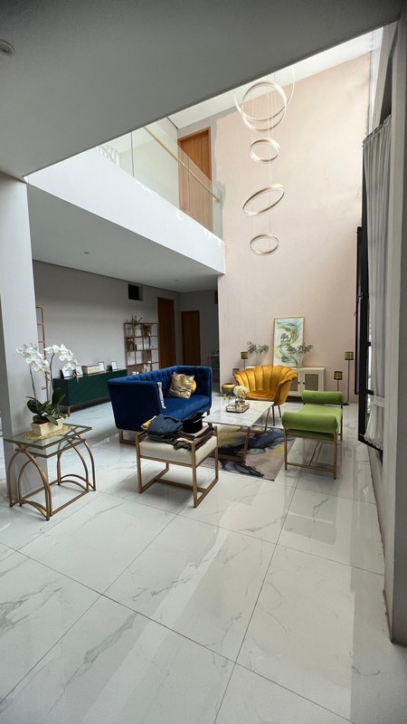 Rumah Mewah Desain Modern Ruang Sport dan Lift di dalamnya @Jakarta Selatan SHM