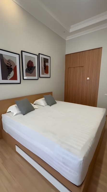 TURUN HARGA 350 Jt! Rumah Baru Gress Full Furnish di Griya Asri Sebelah Pakuwon City Mall