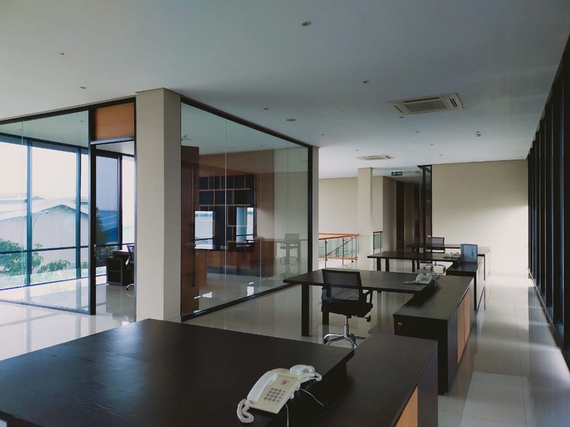 GUDANG & KANTOR SIAP PAKAI DI LOKASI PREMIUM KAWASAN INDUSTRI DELTA SILIKON!
