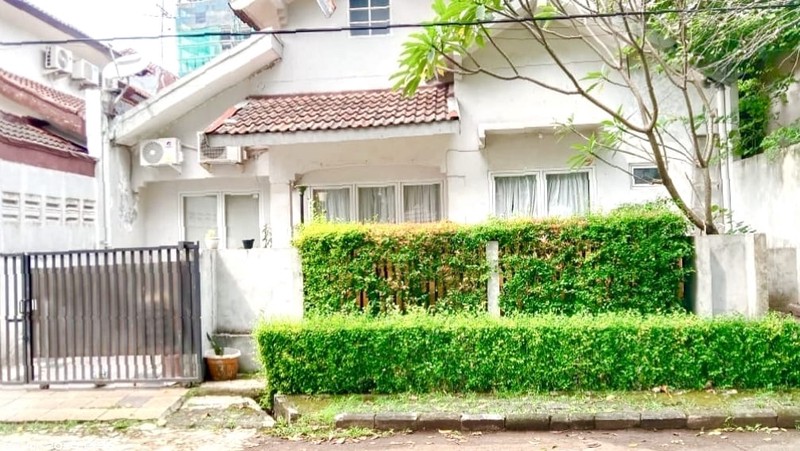 Rumah Lama 1 Lantai di Kawasan Sektor 3 Bintaro Jaya - Tangerang Selatan