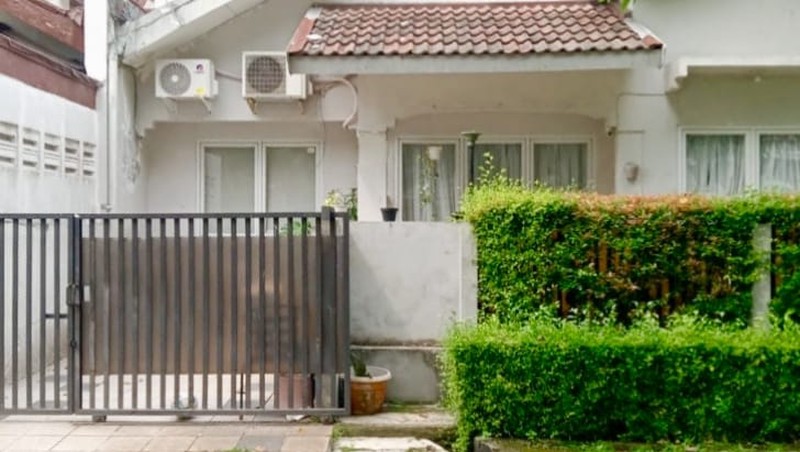Rumah Lama 1 Lantai di Kawasan Sektor 3 Bintaro Jaya - Tangerang Selatan