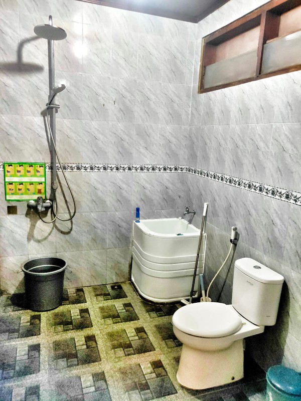 Peluang Emas! Tempat Usaha Strategis di Jantung Bintaro Sektor 2