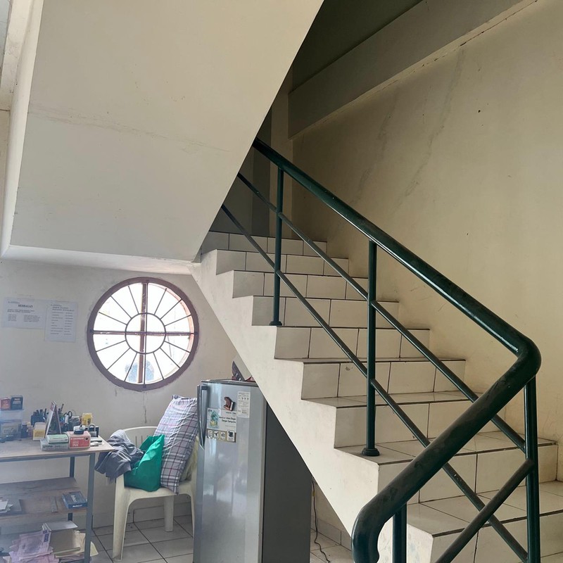 GUDANG & KANTOR SIAP PAKAI DI JALAN BATAVIA - DELTA SILICON, LIPPO CIKARANG