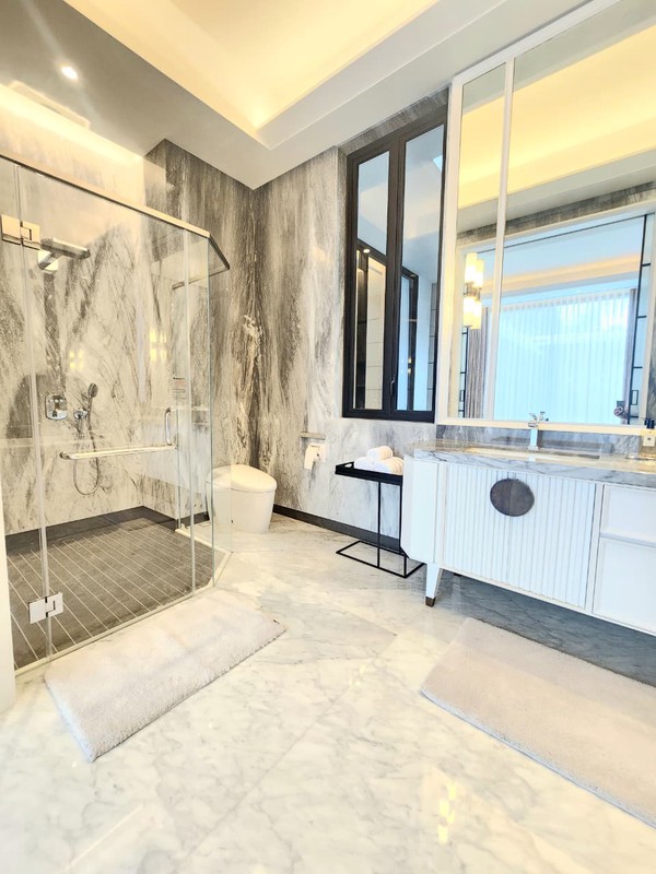 For rent Brandnew House with luxurious american style design at Pondok indah