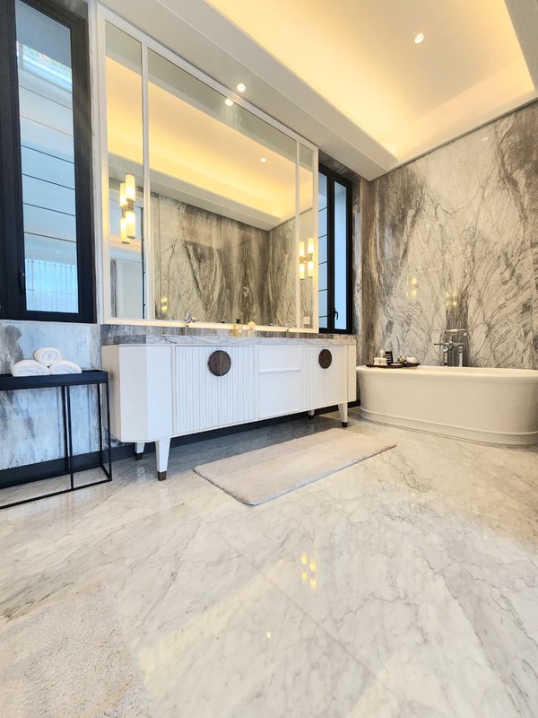 For rent Brandnew House with luxurious american style design at Pondok indah