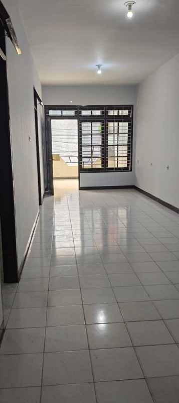 Dijual Rumah Murah dan Nyaman di Darmo Indah Timur Surabaya Barat