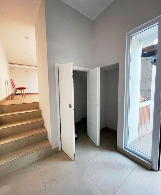 Rumah Minimalis, Bebas Banjir, dalam Cluster kemanan 24 Jam di Bintaro