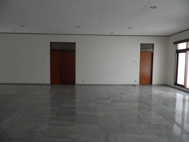 Dijual Rumah Terawat Lokasi Di Kebayoran Baru, Jakarta Selatan