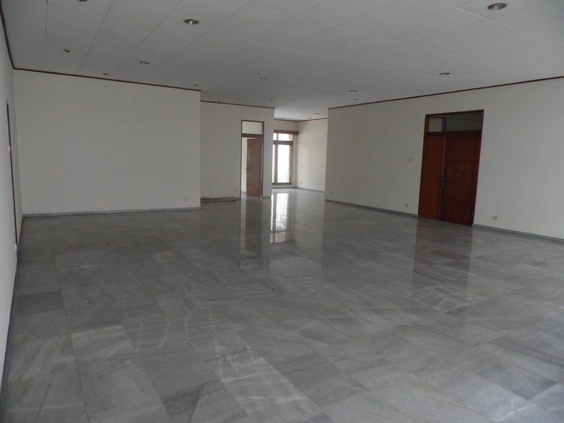 Dijual Rumah Terawat Lokasi Di Kebayoran Baru, Jakarta Selatan