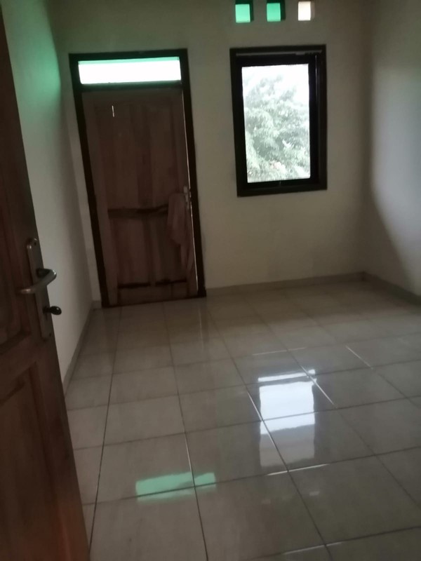 Dijual Rumah Bagus, Terawat, Lokasi Strategis di Jalan Jemur Andayani, Surabaya Selatan.