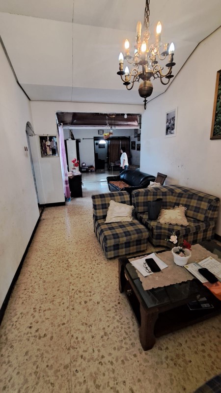 Rumah Luas 5 Kamar Tidur di Blimbing Sari Caturtunggal 