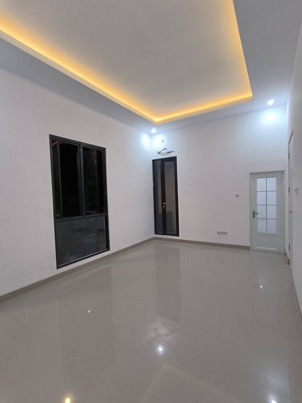 Dijual Rumah Bagus dan Strategis di Darmo Permai Selatan