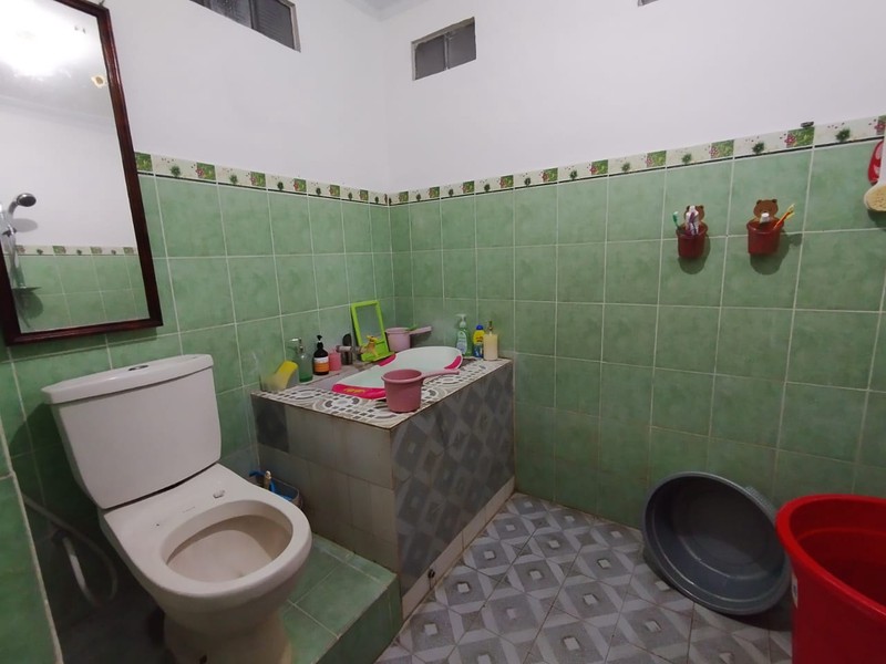 Rumah 2 Lantai Semi Furnish Dekat Lotte Mart, Maguwoharjo, Depok, 