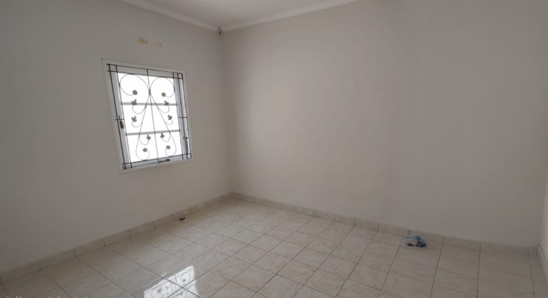 Rumah dijual di Cluster Parthenon Kota Deltamas, 1 Lantai, 2 +1 kamar tidur, SHM, keamanan 24 jam