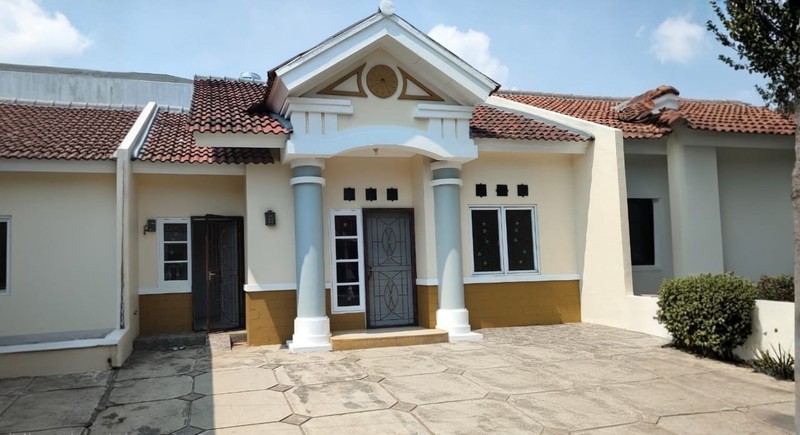 Rumah dijual di Cluster Parthenon Kota Deltamas, 1 Lantai, 2 +1 kamar tidur, SHM, keamanan 24 jam