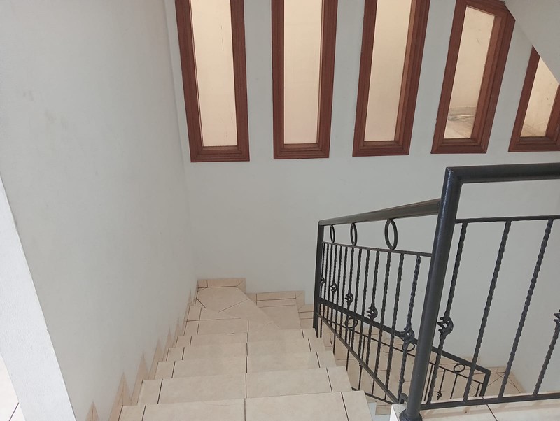 Rumah 3 Lantai di kelapa gading siap huni harga nego