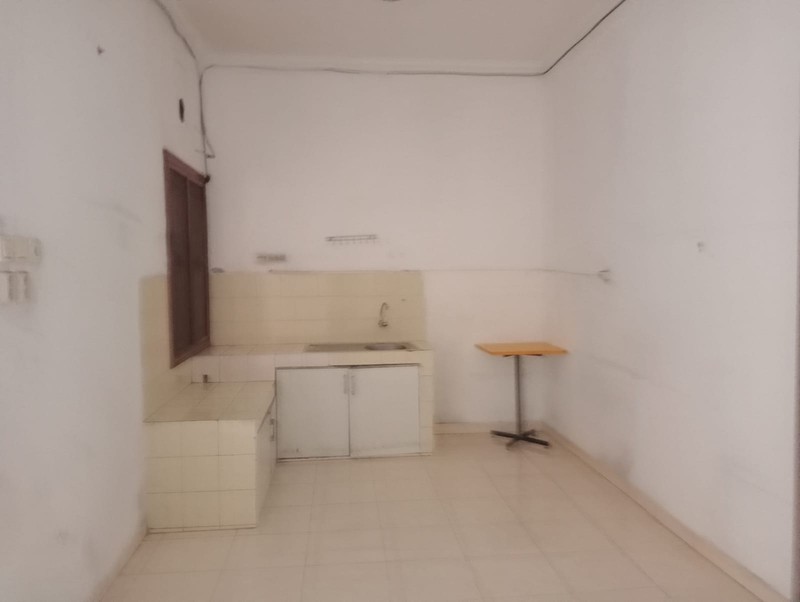 Rumah 3 Lantai di kelapa gading siap huni harga nego