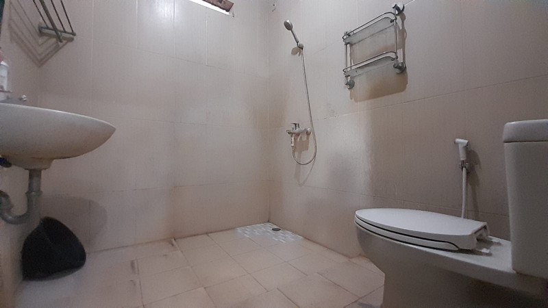 Ruko 2 Lantai di Kawasan Pasar Perumnas Klender, Malaka Jaya, Duren Sawit Jakarta Timur