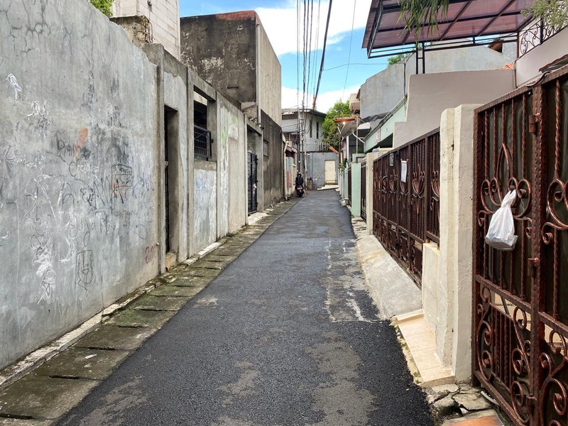 RUMAH TINGGAL JL. TEBET UTARA 1B DEKAT STASIUN KRL TEBET