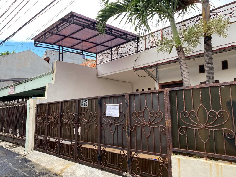 RUMAH TINGGAL JL. TEBET UTARA 1B DEKAT STASIUN KRL TEBET