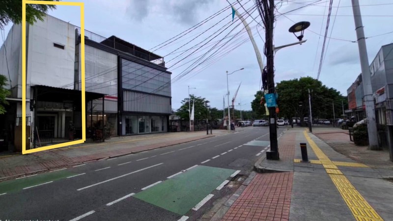 Ruko Disewakan di Jl. Tebet Raya Jakarta Selatan - 3 Lantai + Rooftop, Lokasi Strategis Ramai Usaha