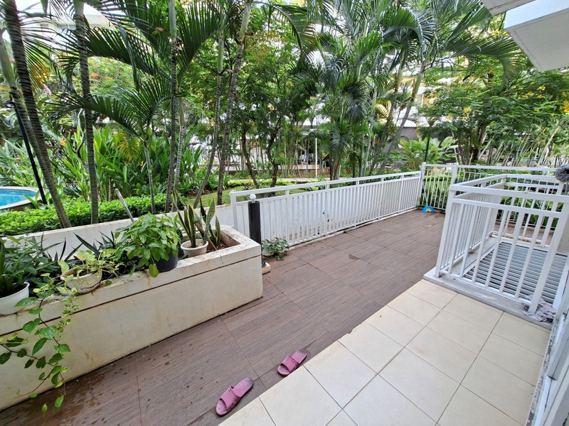 Dijual Town House Hoek Sherwood, Kelapa Gading