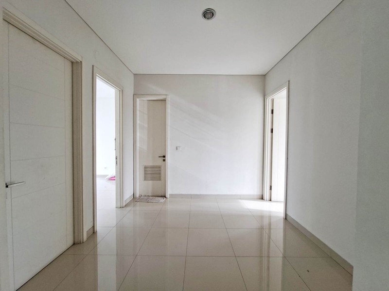 Dijual Town House Sherwood, Kelapa Gading