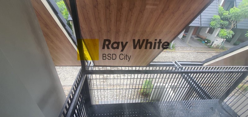 DIJUAL CEPAT & HARGA MIRING! Rumah di Perbatasan BSD dan Gading Serpong!