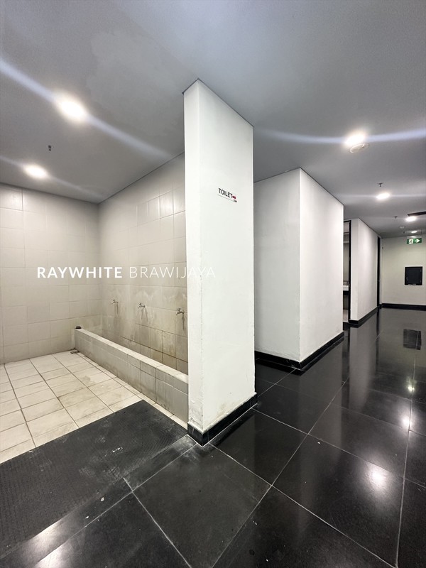 Gedung Pondok Pinang Lokasi Strategis