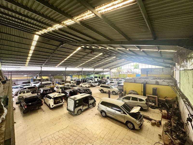 Dijual  Eks Bengkel Mobil di Kemanggisan, Jakarta Barat - Lokasi Strategis Dekat Universitas BINUS