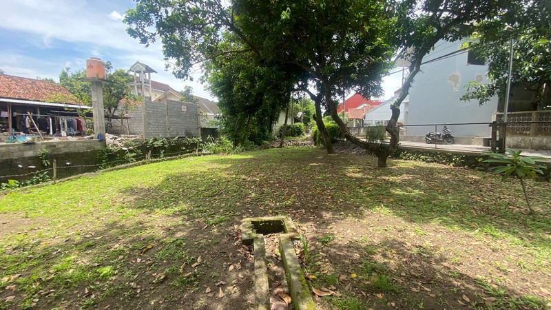 Rumah Asri 1 Lantai dengan Halaman Super Luas Dekat Jalan Damai, Sinduharjo, Ngaglik, Sleman