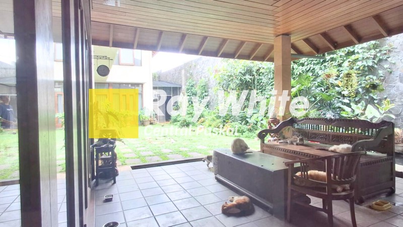 Rumah Mewah dan Asri di Mainroad Dago Kota Bandung