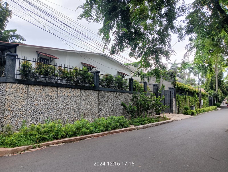 Dijual Tanah untuk Rumah Tinggal @ Jl Platina Permata Hijau  Kebayoran Lama - Jakarta Selatan 