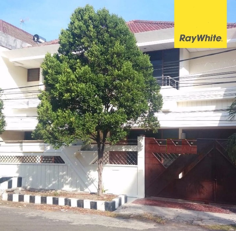 Disewakan Rumah Dijalan Dharmahusada Surabaya
