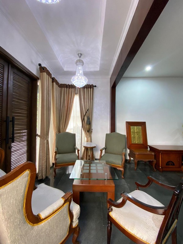Dijual Rumah di Villa Cinere Mas