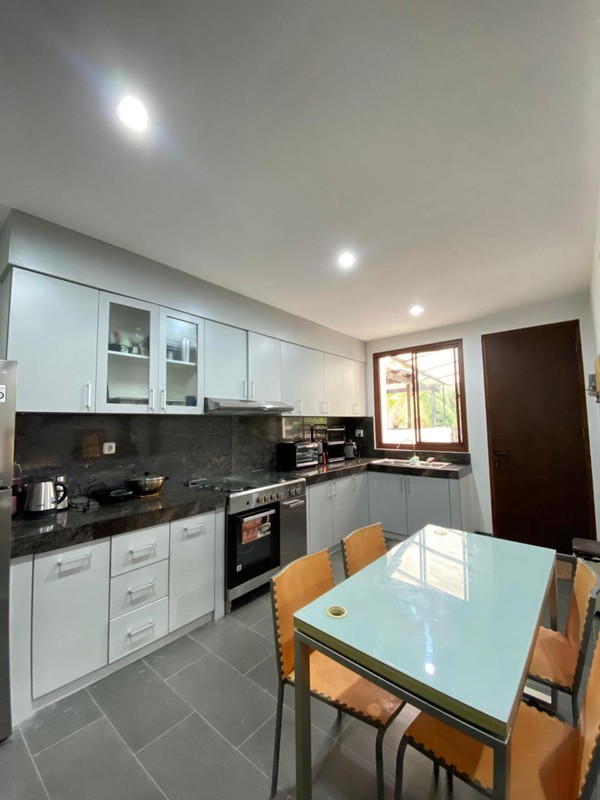 Dijual Rumah di Villa Cinere Mas