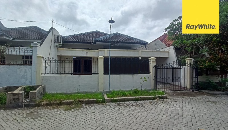 Disewakan Rumah Area Dharmahusada Di Klampis Semolo Barat Surabaya