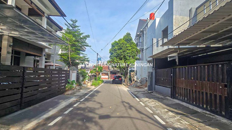 Dijual Rumah 2,5 Lantai Siap Huni Di Bendungan Hilir Jakarta Pusat 