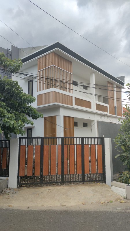DIJUAL SEGERA INVESTASI BAGUS RUMAH KOS-KOSAN JL. MATRAMAN DALAM PEGANGSAAN JAKARTA PUSAT