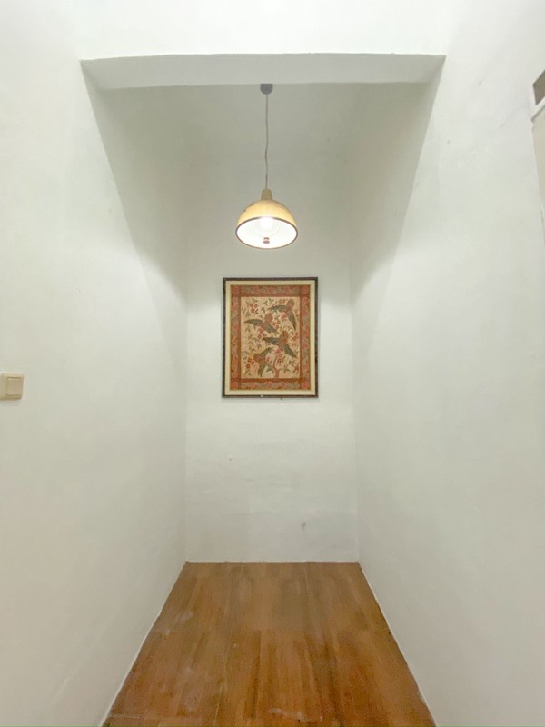 Rumah Minimalis, Siap huni, bebas banjir di Bintaro